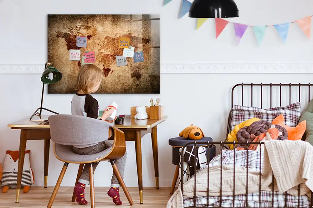 Tableau aimanté décoratif représentant une carte du monde historique