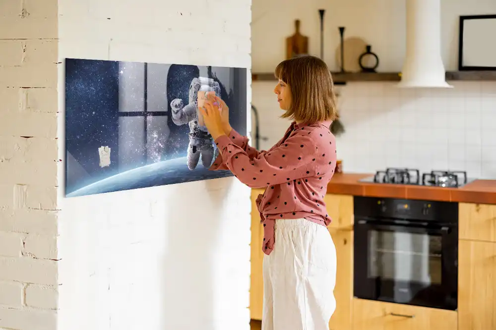 Tableau magnétique en verre motif cosmonaute