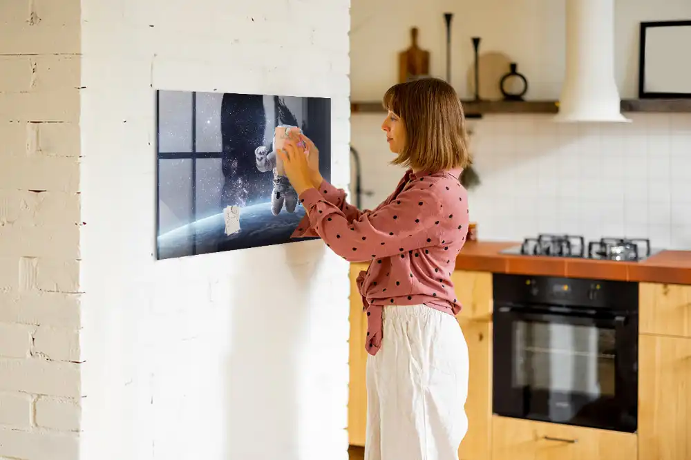 Tableau magnétique en verre motif cosmonaute