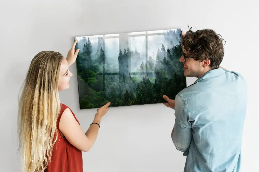 Tableau en verre magnétique motif forêt brumeuse