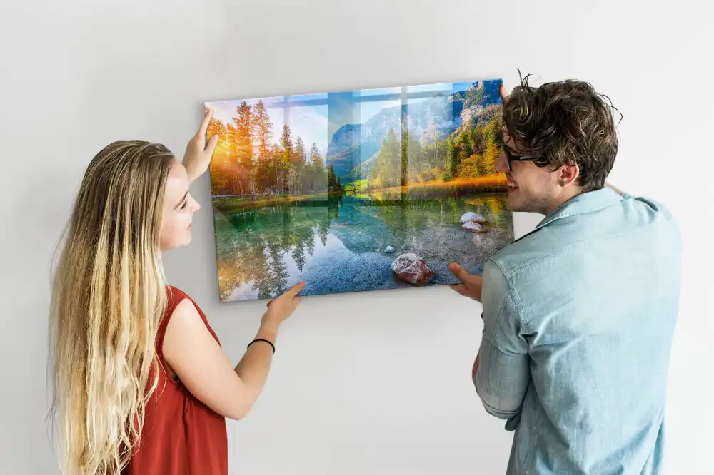 Tableau magnétique en verre représentant une rivière dans les montagnes
