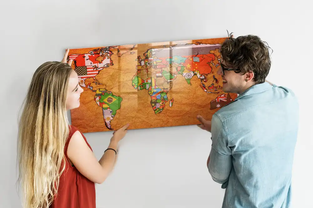 Tableau magnétique en verre avec carte du monde politique