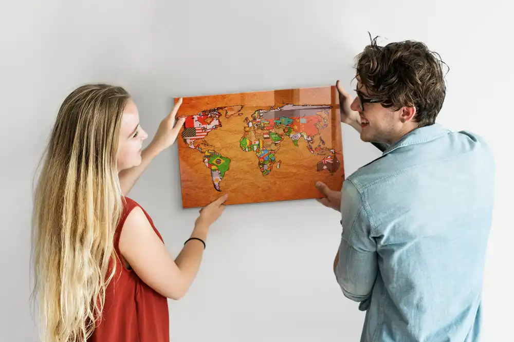 Tableau magnétique en verre avec carte du monde politique