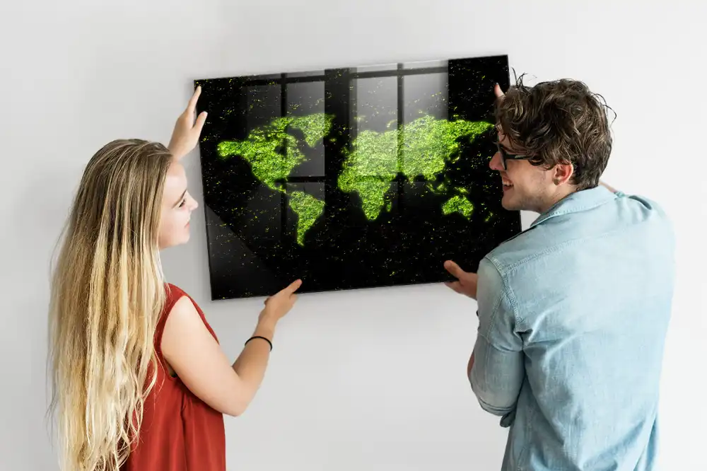 Tableau mural magnétique représentant un atlas mondial