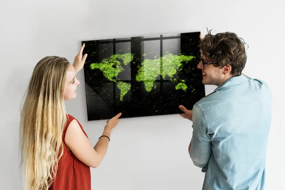 Tableau mural magnétique représentant un atlas mondial