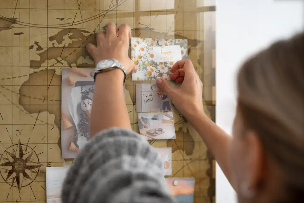 Tableau magnétique carte du monde style rétro
