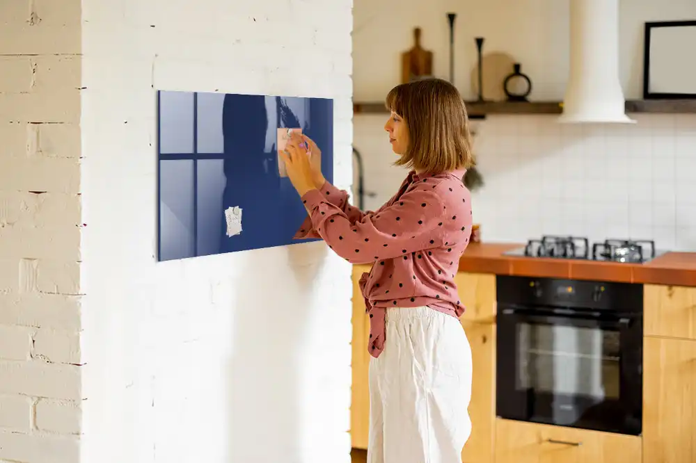 Tableau en verre magnétique bleu marine