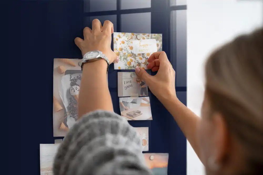 Tableau mural magnétique bleu marine foncé