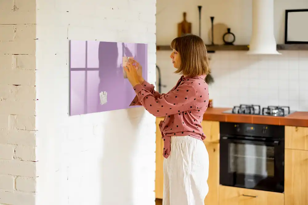 Tableau mural magnétique couleur lilas