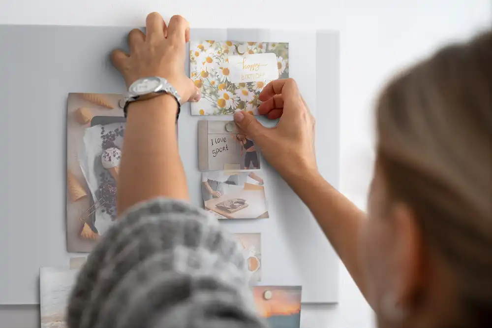 Tableau mural magnétique blanc foncé