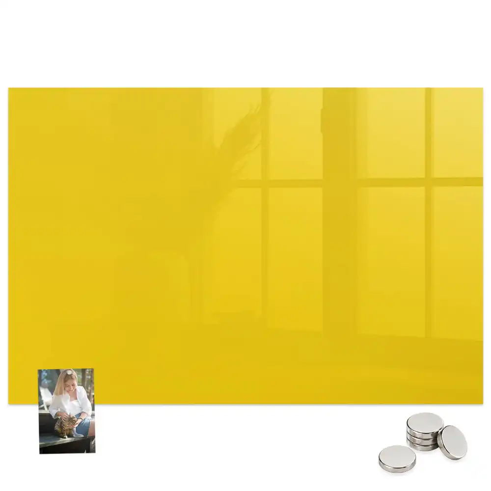 Tableau magnétique en verre jaune clair