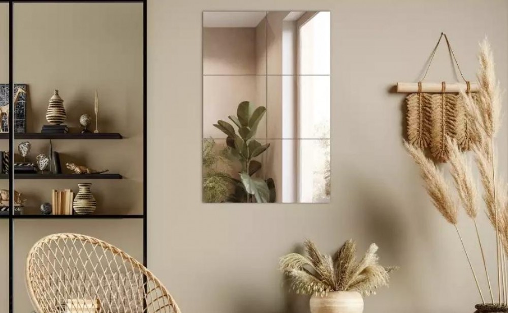 Miroirs collés au mur – un moyen simple de transformer efficacement votre intérieur